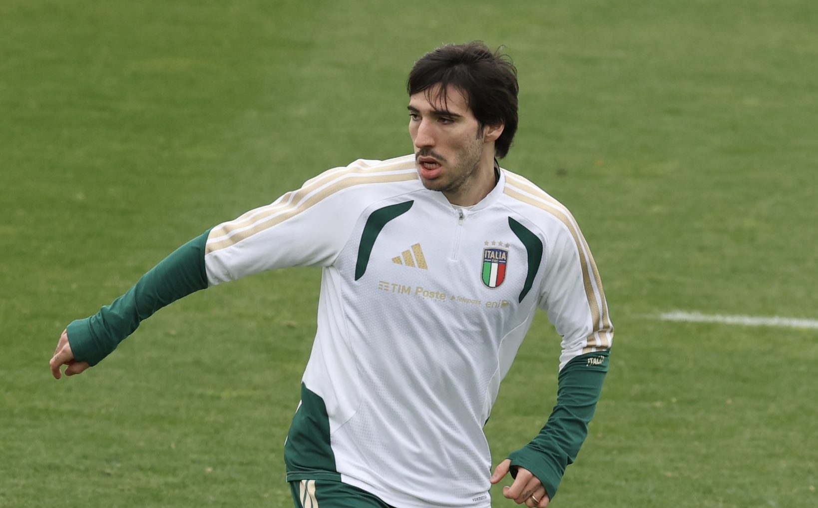 Sandro Tonali en el entrenamiento de Italia. Foto: Selección de Italia