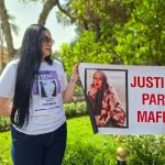 Familiares de María Fernanda López exigieron justicia este 4 de marzo en Cuenca. Foto: El Mercurio