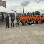 Presos de la cárcel de Esmeraldas llegaron a la cárcel de Cuenca. Para su traslado se armó un operativo especial.