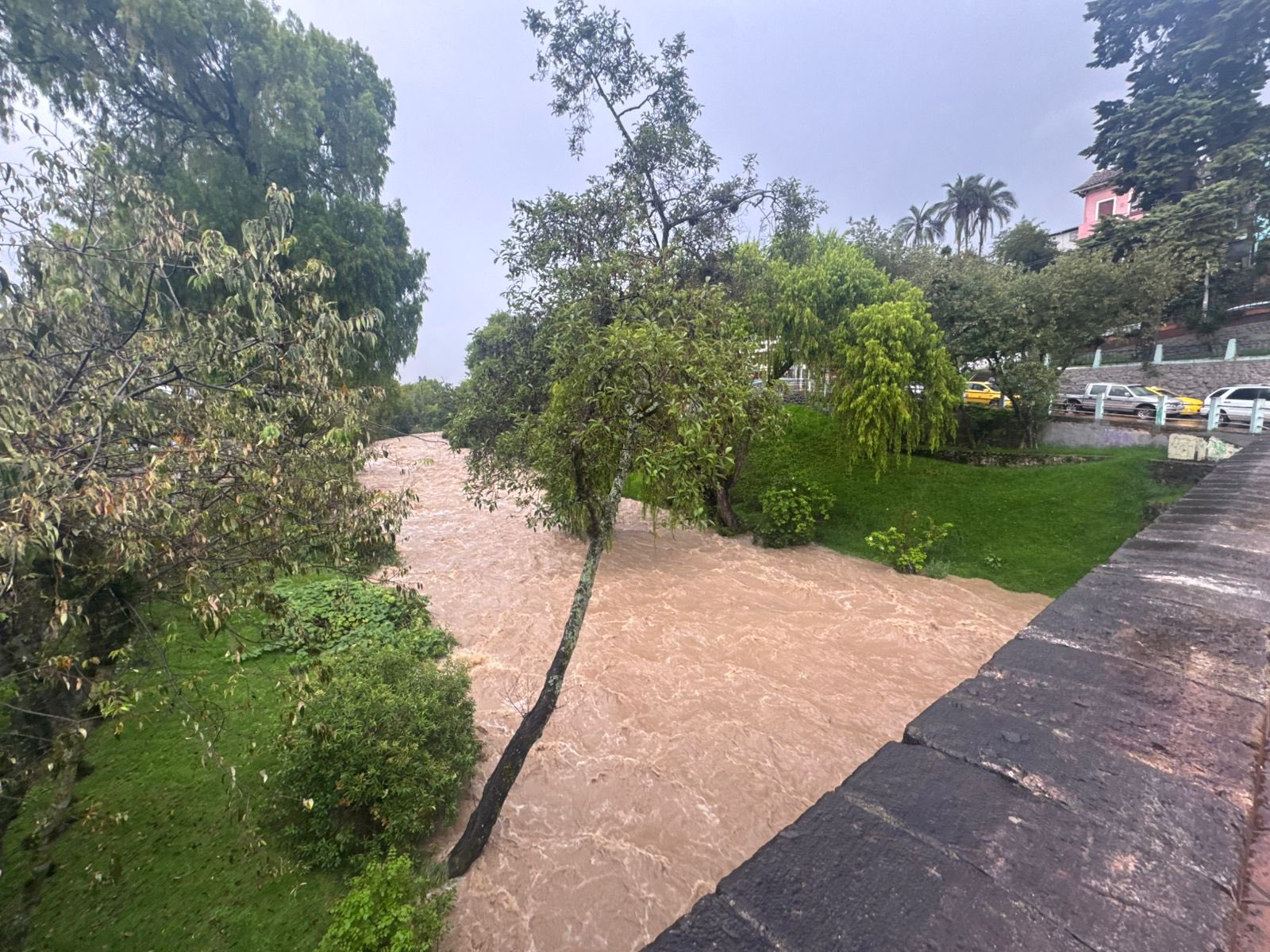 Caudal del río Tomebamba. Archivo
