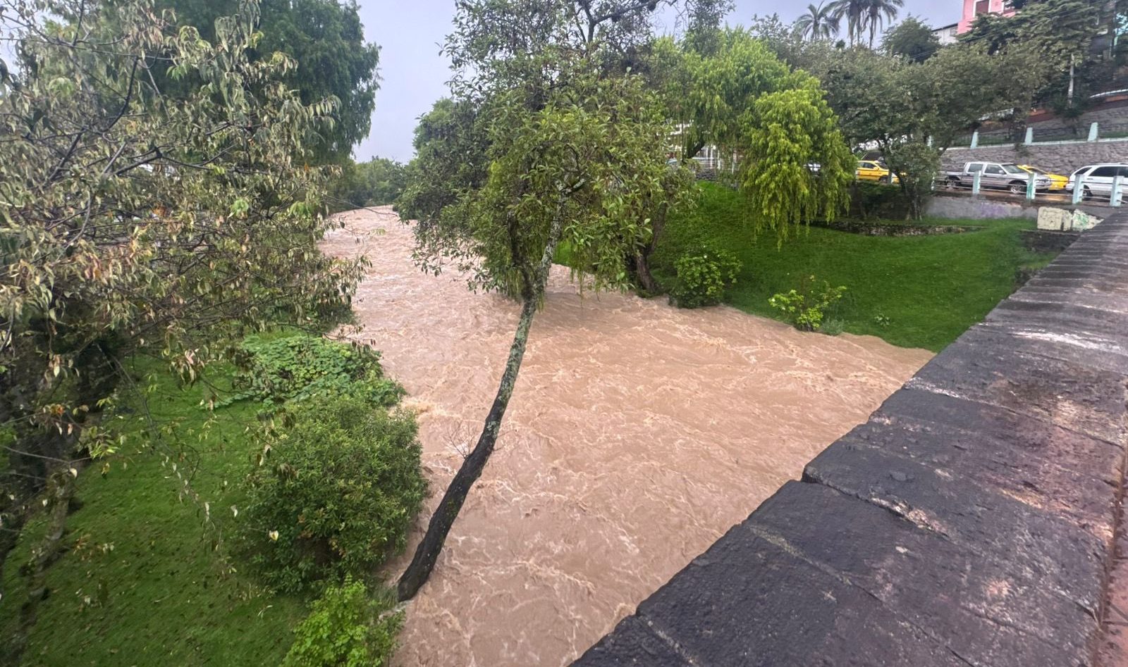 Caudal del río Tomebamba