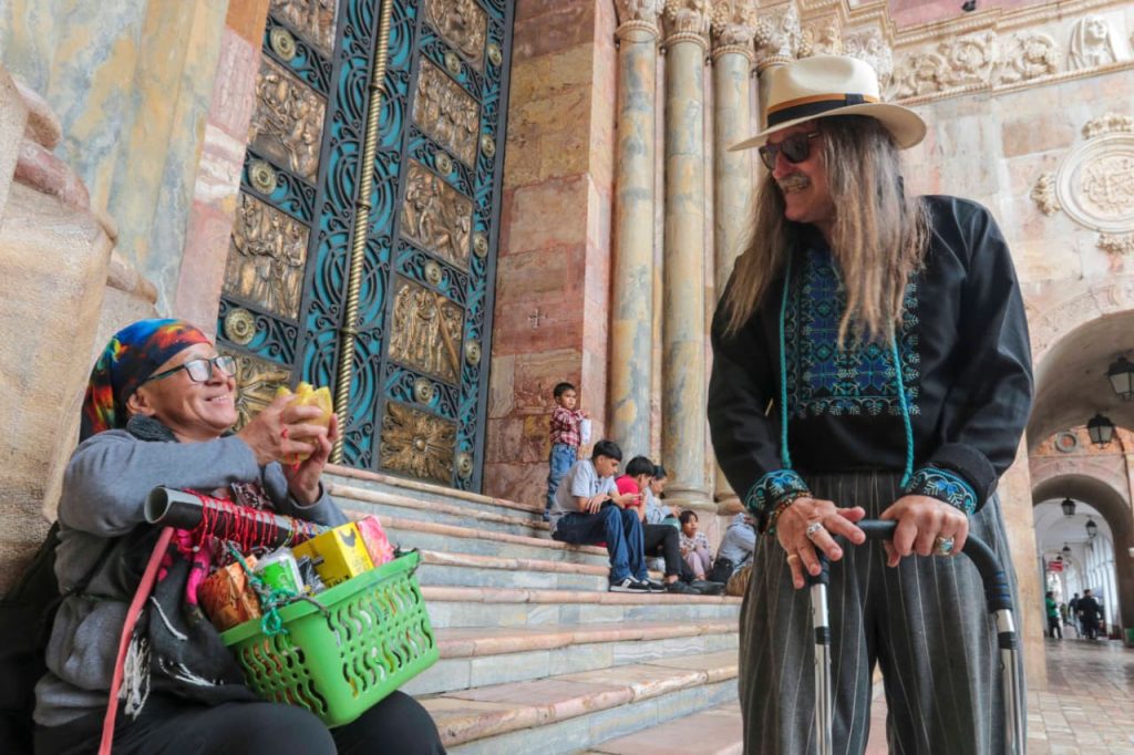 Peter Dudar filántropo norteamericano Cuenca