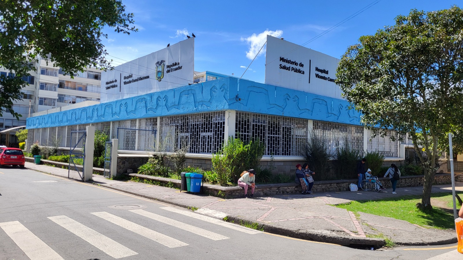 El Hospital Vicente Corral Moscoso atenderá con normalidad el 31 de abril de 2026, decretado como feriado por el Gobierno nacional. /Cortesía