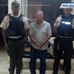 La detención del hombre ocurrió en la vía Cuenca-Girón-Pasaje. Foto: Policía Nacional