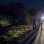 Bus de la Coop. Azuay que salió desde Cuenca se accidentó en la vía a Huaquillas. No se reportaron heridos.