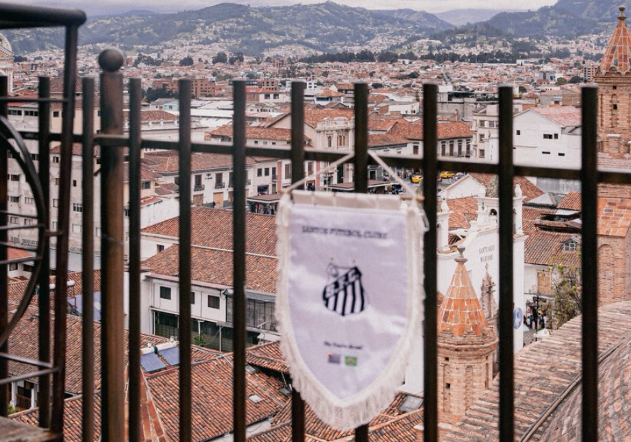 Esta es una de las imágenes compartidas por el club brasileño Santos FC. durante su vista a Cuenca. /Cortesía