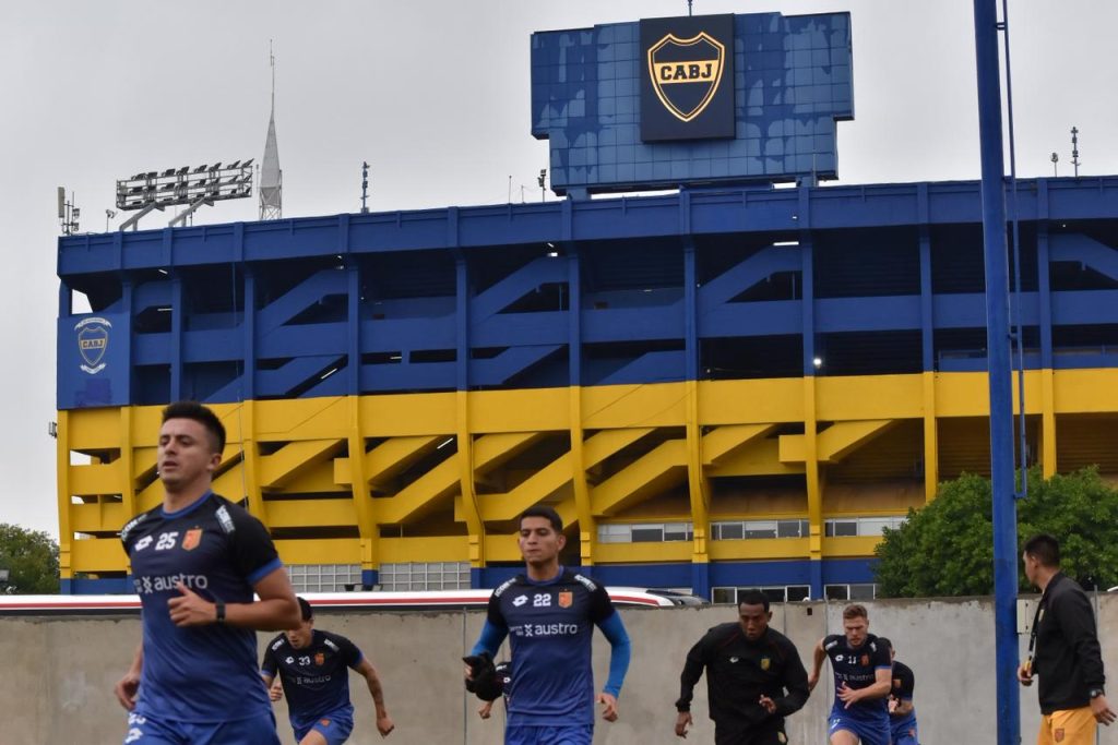 Deportivo Cuenca jugará contra San Lorenzo en Buenos Aires. Foto: Deportivo Cuenca