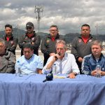 El estratega argentino fue presentado este miércoles 29 de abril y liderará el proyecto del club azuayo en el torneo provincial. Foto: El Mercurio