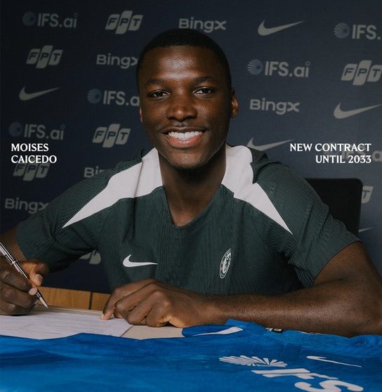 Moisés Caicedo renueva su contrato con el Chelsea. Foto: Chelsea