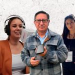 Marcela Carrión, Marcelo Gutiérrez y Mariuxi Erreyes son parte de los periodistas deportivos que narran la vida de Deportivo Cuenca. Foto: El Mercurio