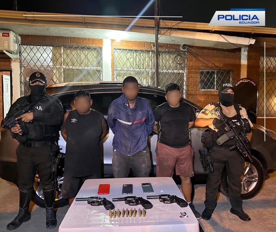 Tres personas fueron detenidas por la Policía Nacional. Foto: PN