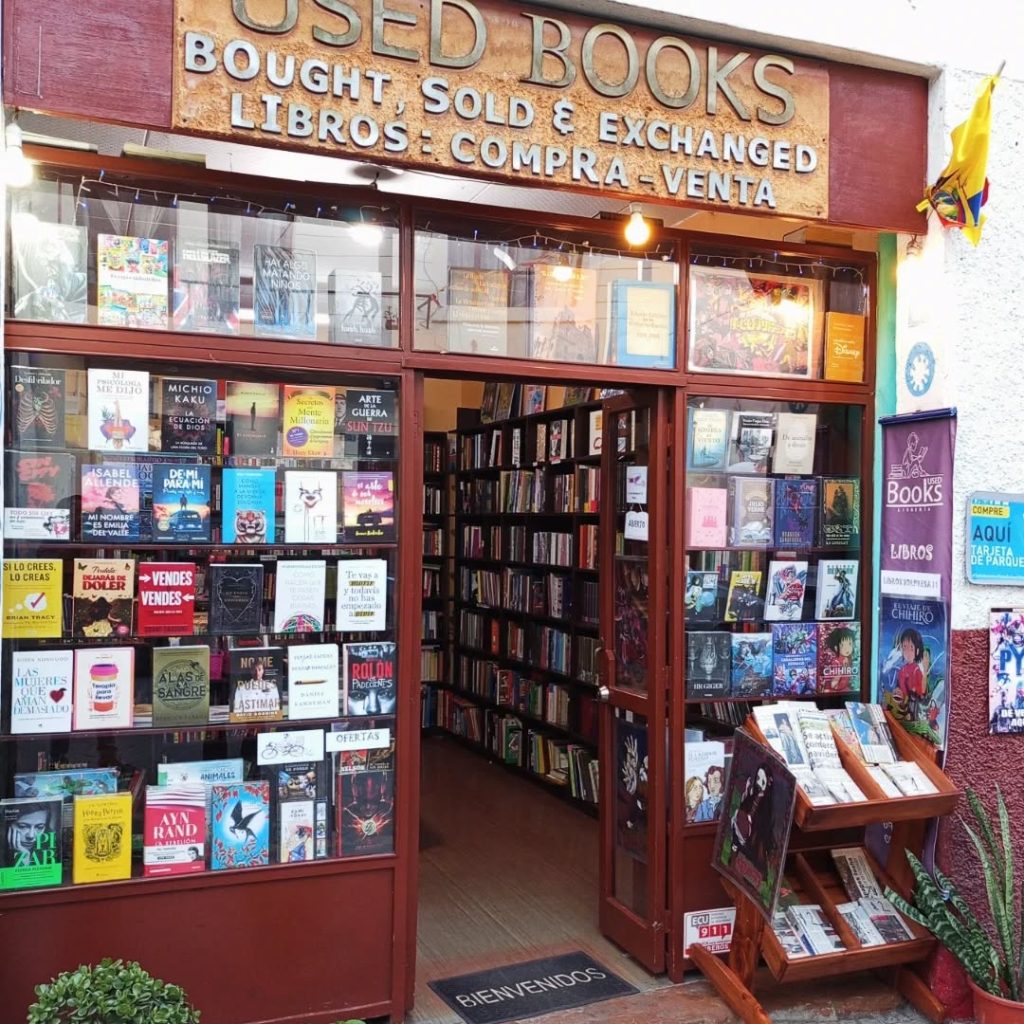 Fachada de Used Books. Foto: Tomada de Facebook