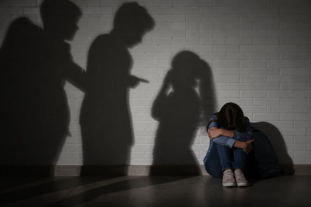 Investigan acoso tras suicidio de estudiante en Cuenca. El Consejo Cantonal de Protección de Derechos de Cuenca inició un proceso de intervención.