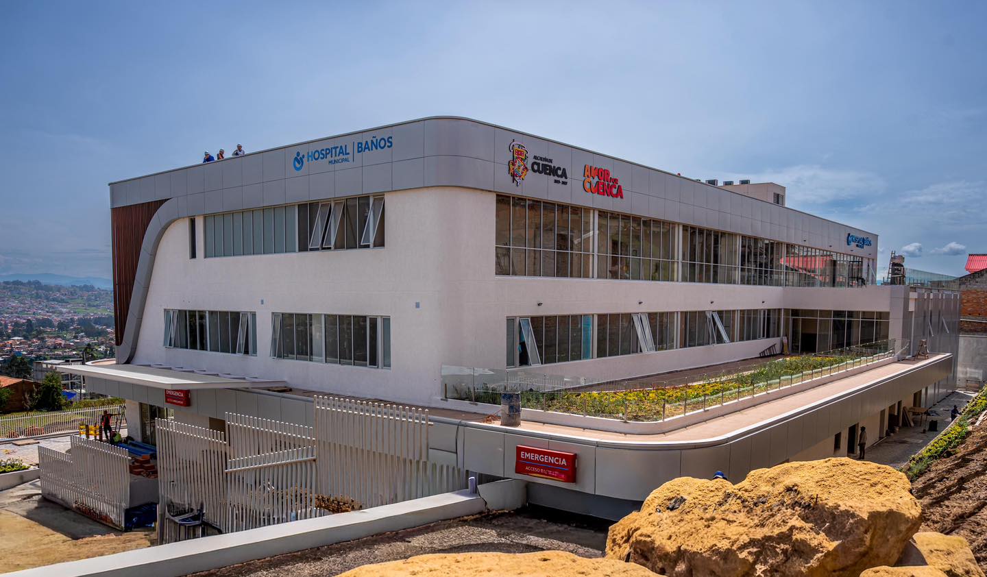 El Hospital de Baños se abrirá próximamente en Cuenca. Foto: Facebook