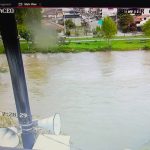 El Consejo de Seguridad Ciudadana de Gualaceo compartió imágenes del aumento del caudal del río Santa Bárbara. /Cortesía