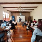 Funcionarios del CNE se capacitan sobre el sistema virtual para inscribir candidatos.