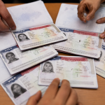 Embajada de EE.UU en Ecuador informa sobre la visa F-1. Es para estudiante que deseen hacer estudios en ese país.