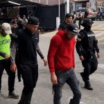 Operativo migratorio en Cuenca deja 44 detenidos. De estos 22 serán inmediatamente deportados a Colombia y Perú.