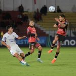 Deportivo Cuenca recibió a San Lorenzo la noche de este 5 de mayo de 2026. Foto: Xavier Caivinagua para El Mercurio.