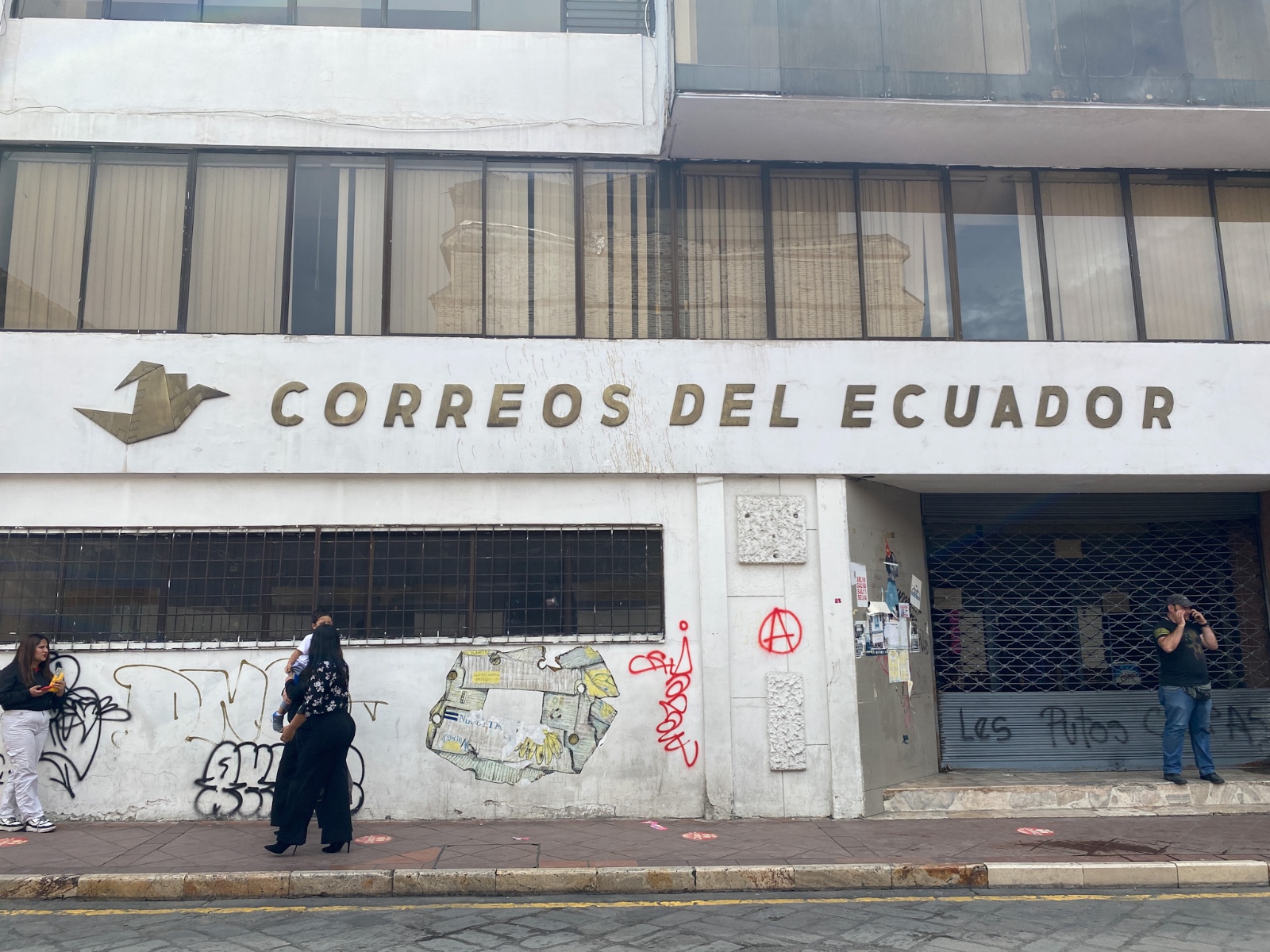 El edificio será intervenido por el Municipio de Cuenca a través de un contratista. Foto: El Mercurio