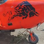 Avioneta impactó árboles en Pastaza. Iban con tres pasajeros. Un su tren de aterrizaje quedaron los restos de las ramas.