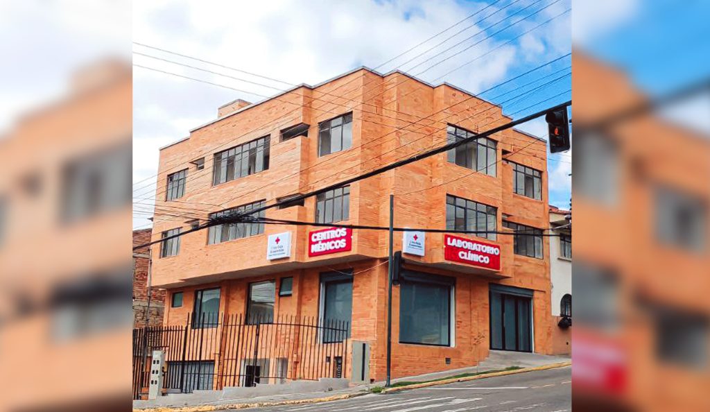 La entrega de kits con las jeringuillas se hará en Centros Médicos de la Cruz Roja Ecuatoriana, en la avenida Paseo de los Cañaris y Viracochabamba. /Cortesía