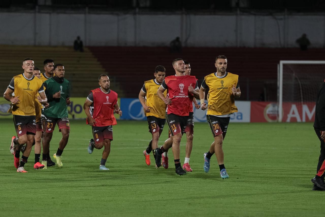 El Deportivo Cuenca se enfrentará este martes 19 de mayo de 2026 ante Recoleta de Paraguay por Copa Sudamericana. /Cortesía