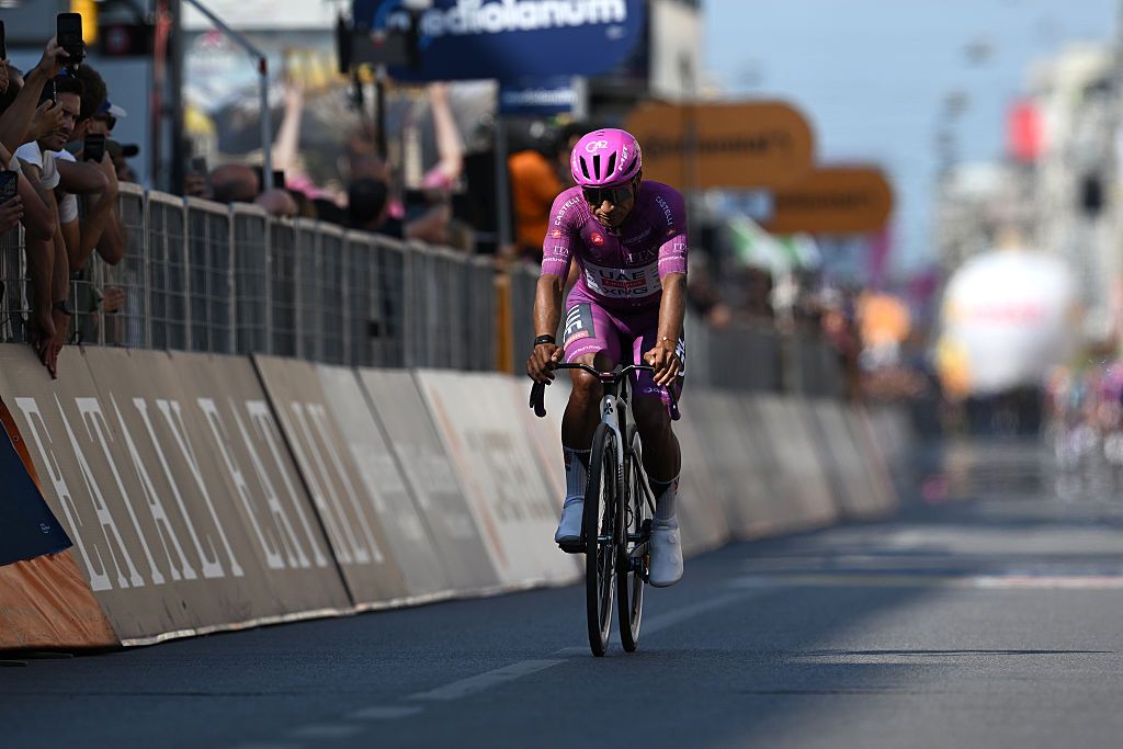 Jhonatan Narváez en la etapa del Giro de Italia. Foto: Giro de Italia