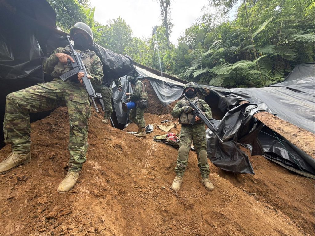 Militares en operativo
