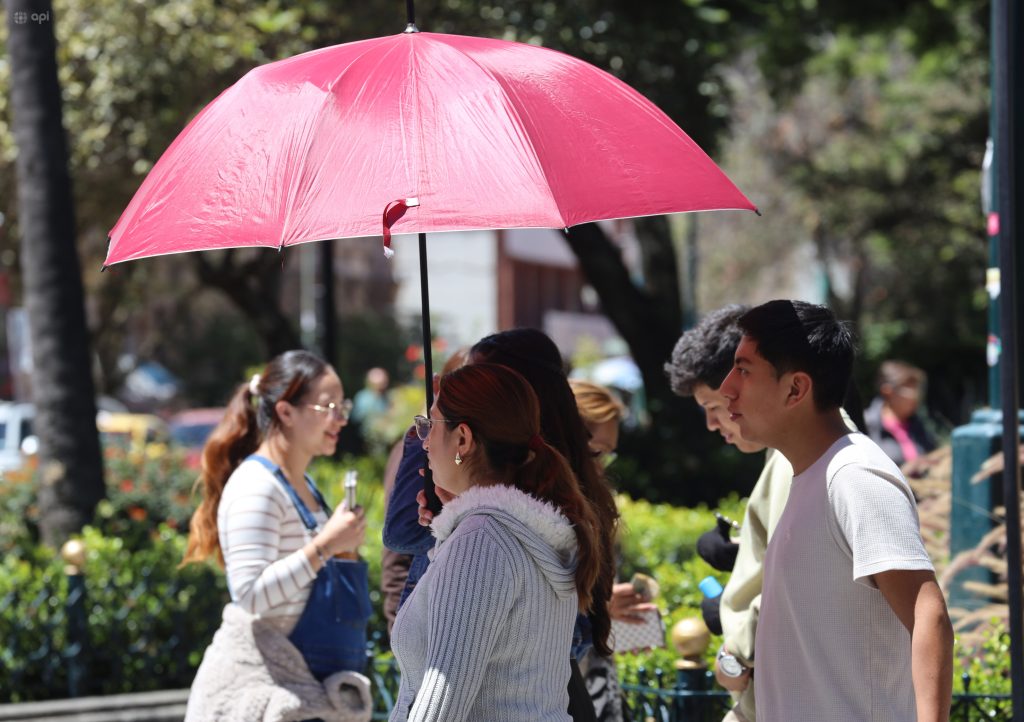 La época seca, que suele venir con radiación extrema, inició en Ecuador. Foto: API