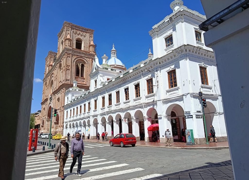 En los últimos días, Cuenca ha tenido días con alta radiación solar. Foto: API