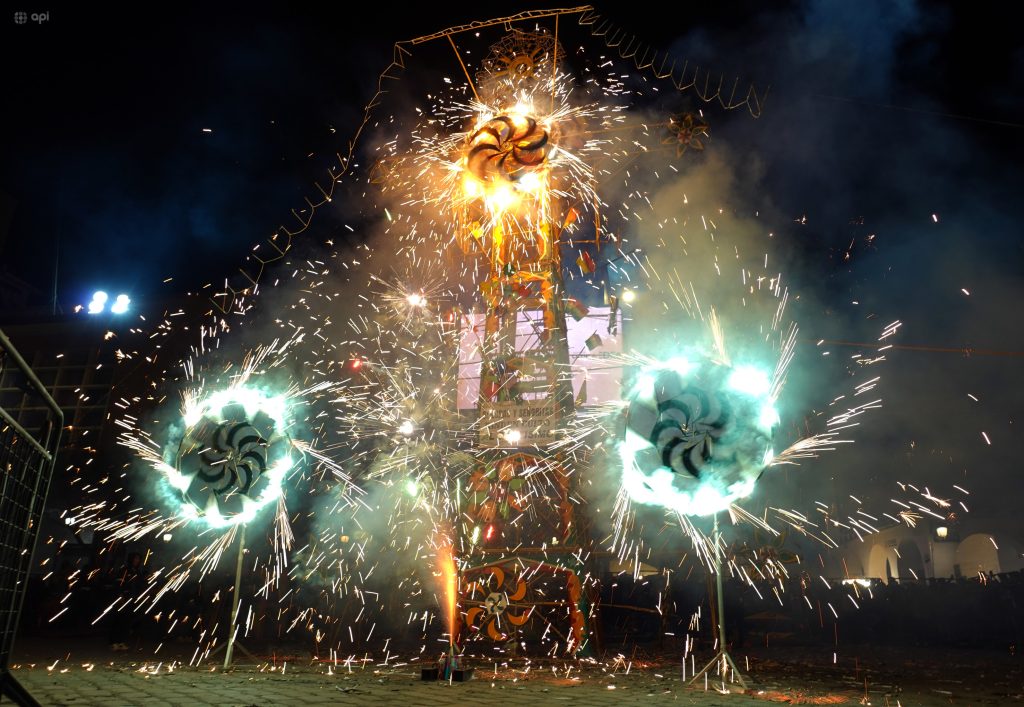 Los castillos del Corpus Christi volverán a quemarse este 6 de junio en Cuenca. Foto: API