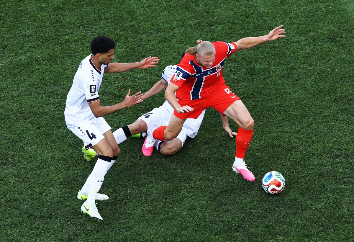 Haaland marcó dos goles con su equipo, Noruega. Foto: AFP