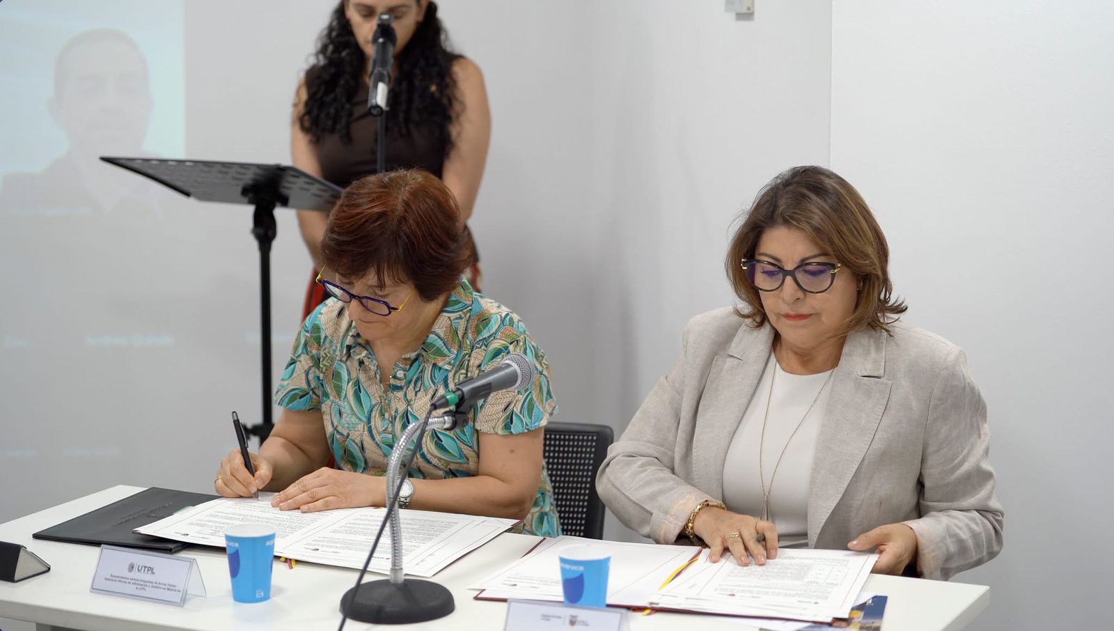 La UTPL entregará 150 becas para migrantes de Ecuador que viven en España durante el periodo académico 2026-2027.