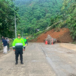 El cierre de la vía Cuenca - Molleturo – El Empalme fue necesario debido a un deslizamiento registrado en el kilómetro 101. /Cortesía