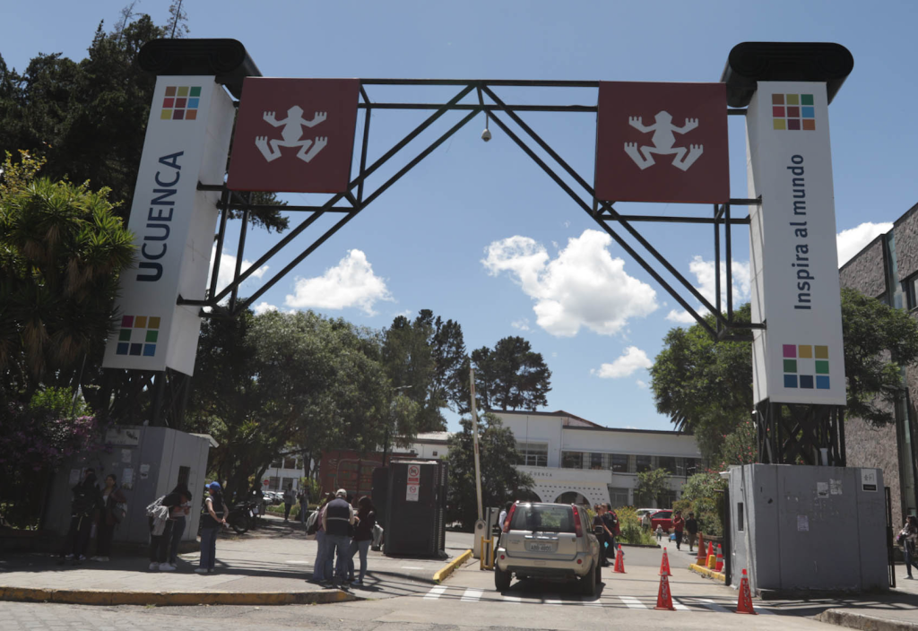 La FEUE exigió garantías para los estudios tras el anuncio de los transportistas locales de reducir el horario de servicio hasta las 19:00- /Cortesía