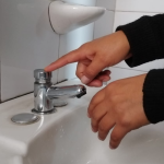 En 17 sectores de Miraflores, en Cuenca, se prevé un corte del servicio de agua potable este jueves 11 y viernes 12 de junio. /FCS