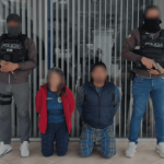 La Policía Nacional, en Cuenca, hizo un operativo para detener a tres personas. Foto: Policía Nacional Zona 6