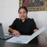 Los ediles y otros funcionarios del cantón no podrán viajar al extranjero pagados con recursos municipales, anunció la alcaldesa subrogante, Marisol Peñaloza. /XCA