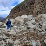 Un nuevo deslizamiento de tierra volvió a interrumpir este martes 17 de junio la circulación en la vía Cuenca-Girón-Pasaje.
