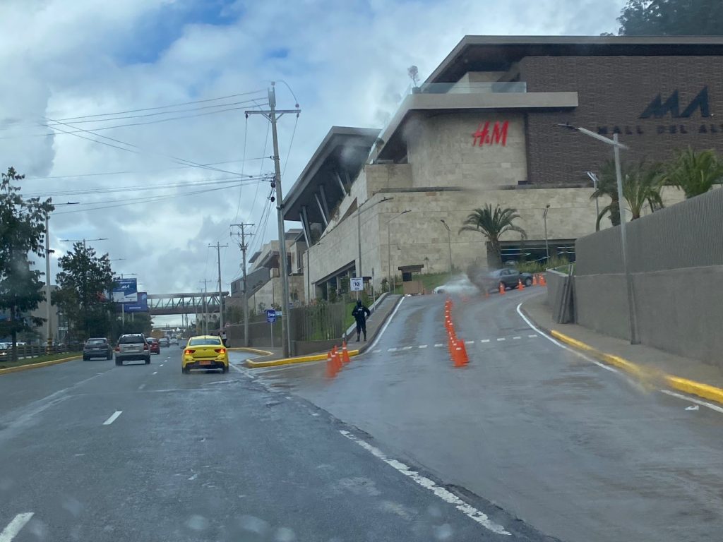 Autopista Cuenca-Azogues