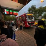 El servicio de buses en la noche está suspendido. Foto: El Mercurio