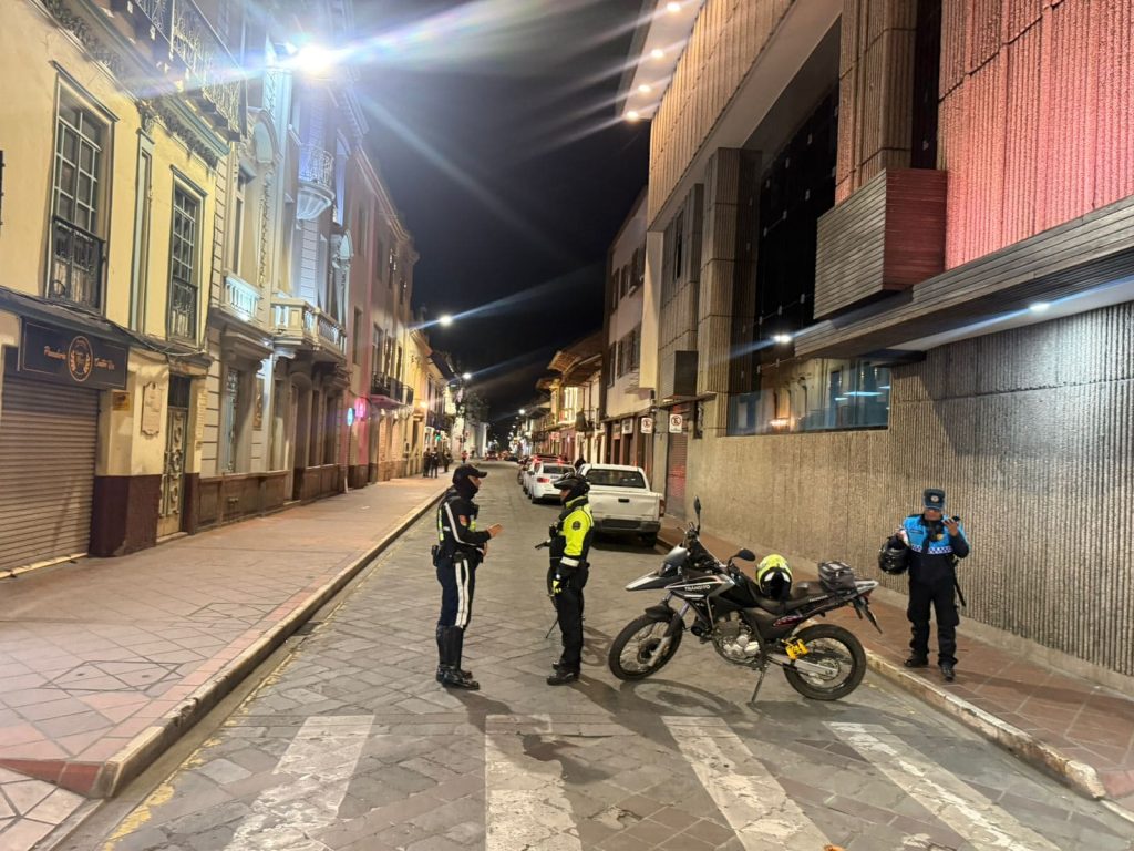 El hecho ocurrió en la calle Borrero, en el Centro Histórico de Cuenca. Foto: El Mercurio
