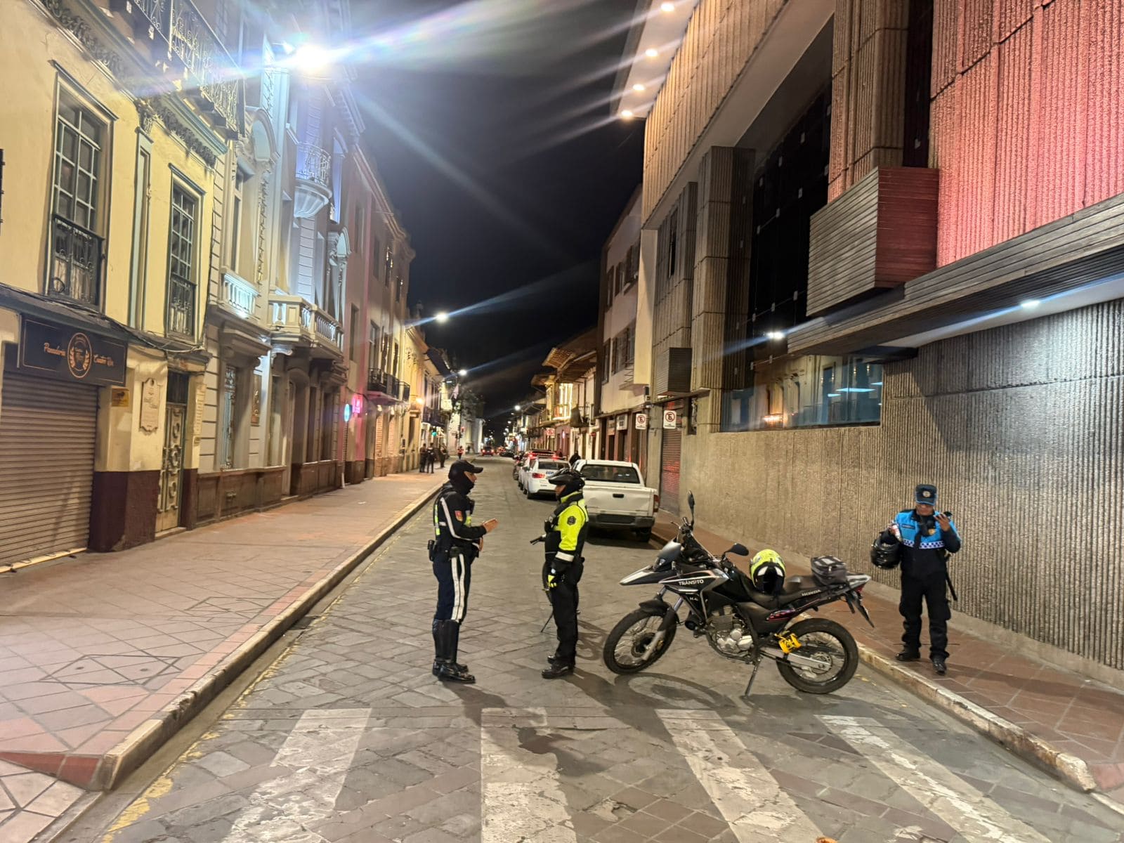 El hecho ocurrió en la calle Borrero, en el Centro Histórico de Cuenca. Foto: El Mercurio
