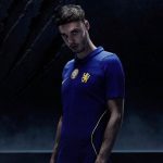 Cole Palmer co la nueva camiseta del Chelsea. Foto: Chelsea