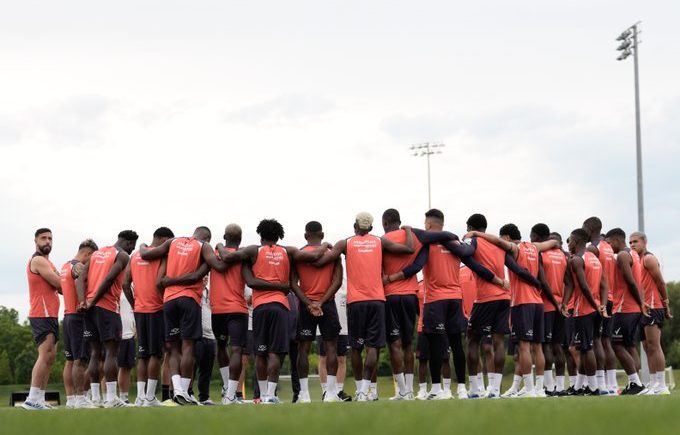 Jugadores de Ecuador se alistan para enfrentar a Alemania. Foto: La Tri