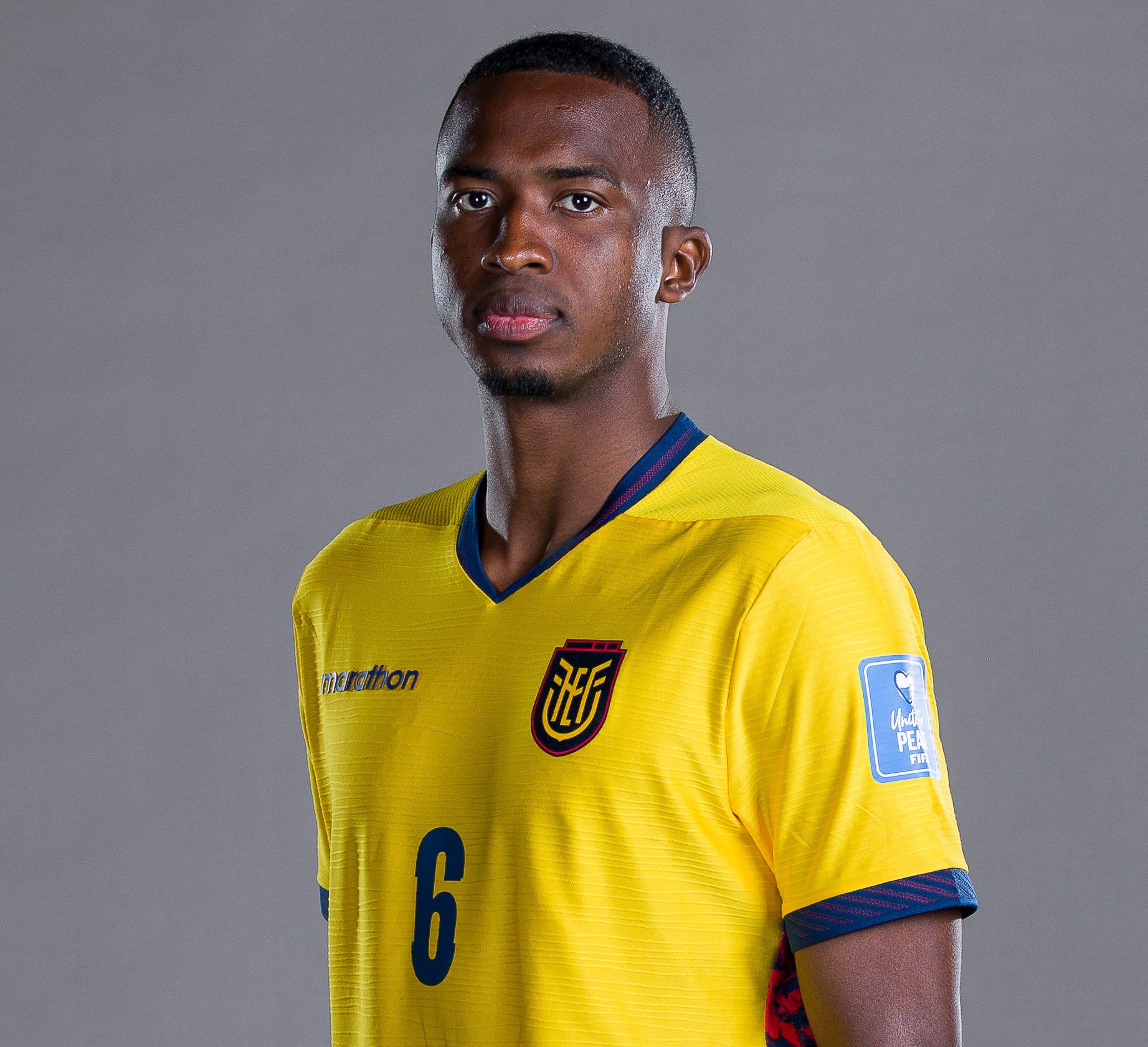 Willian Pacho y su foto oficial co Ecuador para el Mundial 2026. Foto: La Tri