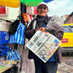 Janeth Tubatú, 45 años, vendedora de periódicos en el sector de Turuyaico-Gil Ramírez.