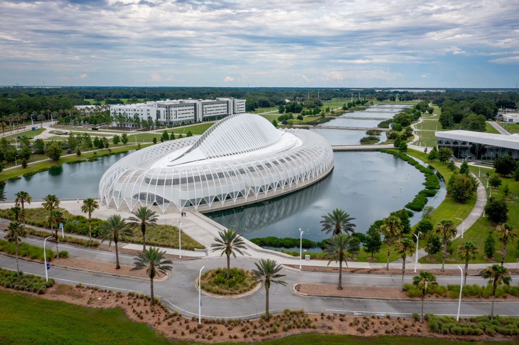 Los seleccionados accederán a los laboratorios de Florida Polytechnic University. Foto: FPU