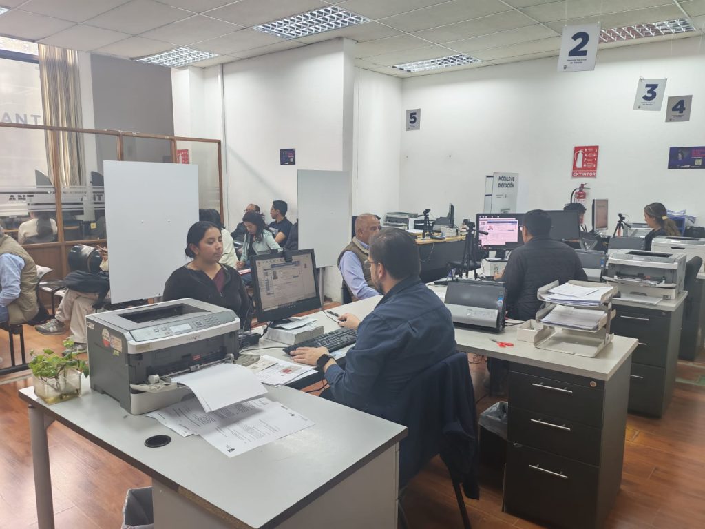Licencias en la agencia de Cuenca.
